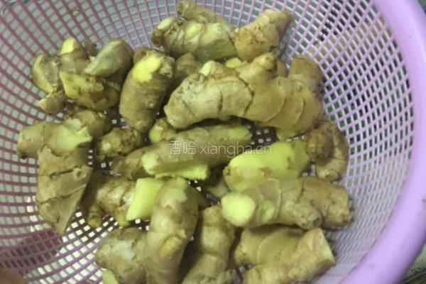 红糖姜玫瑰膏的做法图解1
