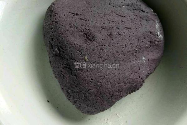 企鹅宝宝豆沙包的做法图解3