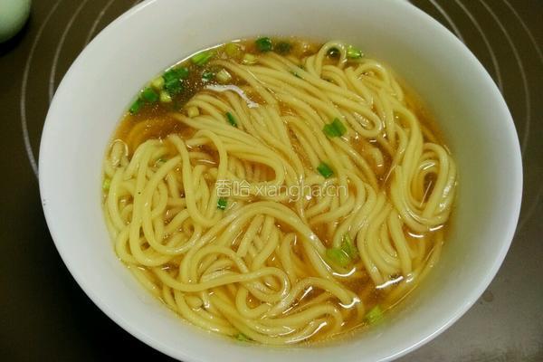 一碗最简单的蚝油面的做法图解4