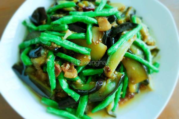 茄子炒豆角的做法图解10