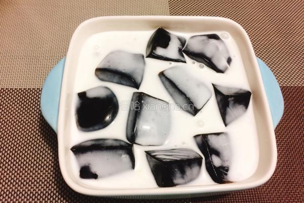 黑凉粉西米露的做法图解9