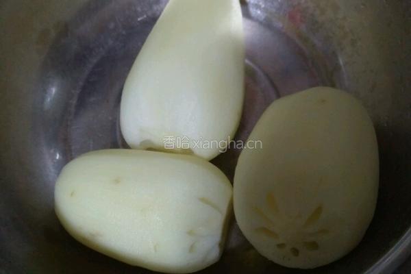 酸辣藕片的做法图解1