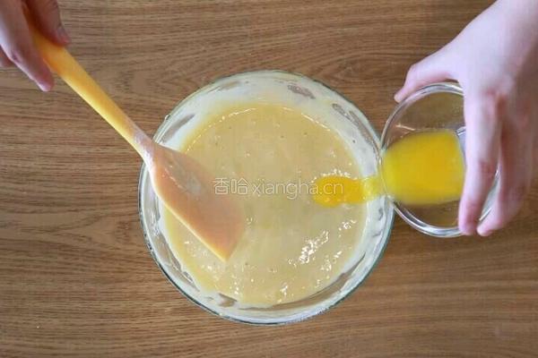 豆沙裱花海绵怀子蛋糕的做法图解6