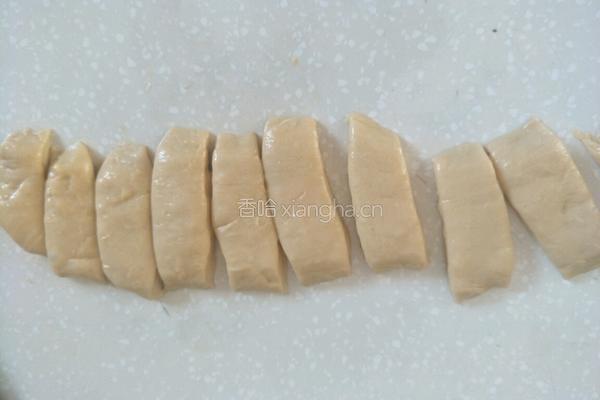 无铝无矾油条的做法图解8