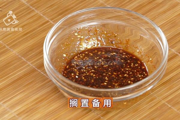 两分钟学会黑椒烤肉 抗饿一整天的营养大菜的做法图解8