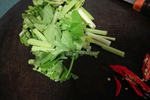 辣炒干巴牛肉的做法图解2