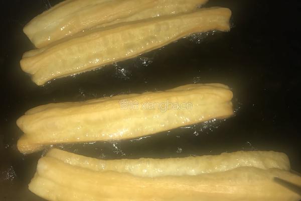 香酥油条的做法图解5