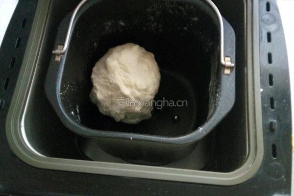 牛奶土司的做法图解1