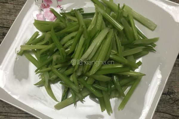 香芹炒牛肉的做法图解5