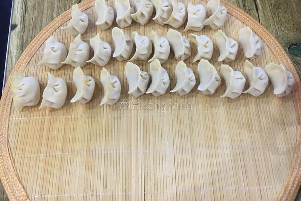 胡萝卜馅饺子的做法图解4