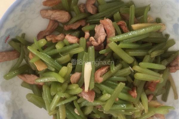 肉丝炒蕃薯藤的做法图解8