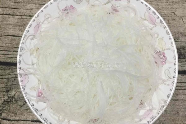 牛肉粉丝煲的做法图解4