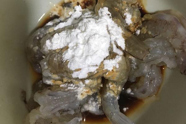 丝瓜炒虾仁的做法图解3