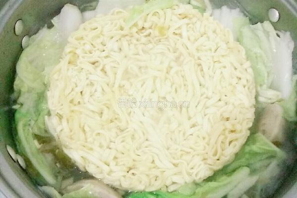 牛筋丸煮方便面的做法图解7