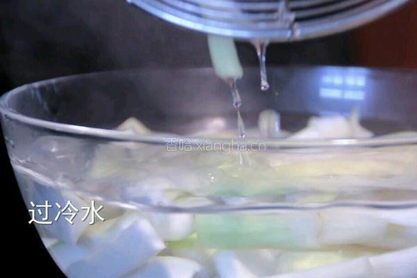 金莎茭白的做法图解3