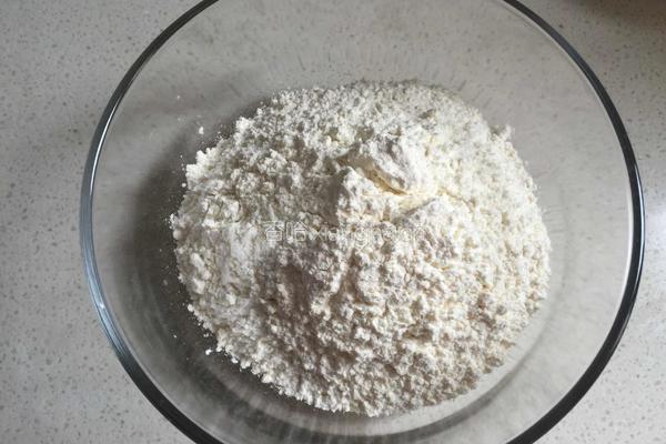 简易版酱香饼的做法图解1