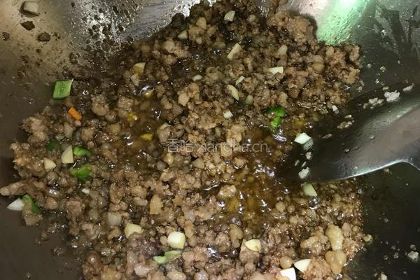 杏鲍菇肉末的做法图解8