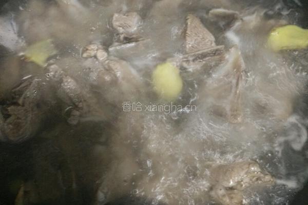 大骨头炖土豆的做法图解7
