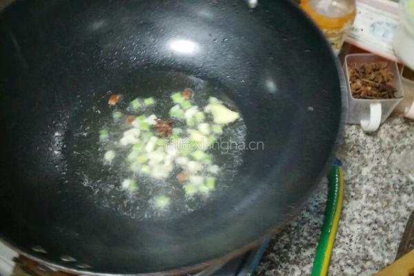 大骨头炖土豆的做法图解12