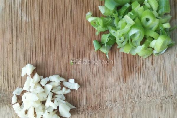 香菇油麦菜的做法图解5