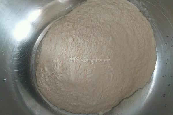 韭菜虾仁饺子的做法图解1
