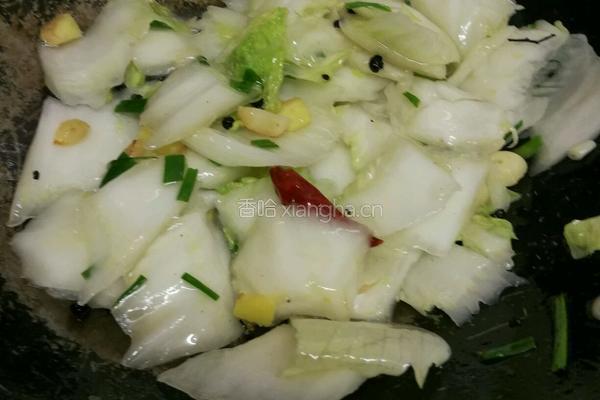 醋溜脆白菜的做法图解3