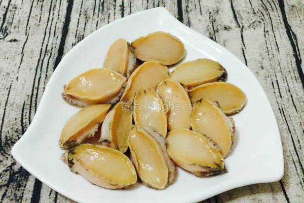 蒜蓉酱鲍鱼蒸面的做法图解1