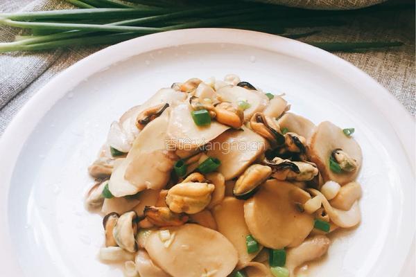 杏鲍菇爆炒淡菜肉的做法图解8