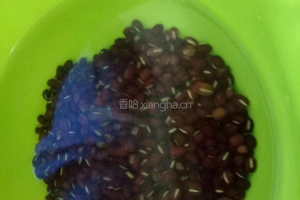 栗子红豆沙的做法图解1
