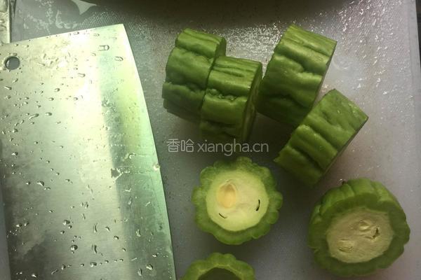 苦瓜酿肉的做法图解2