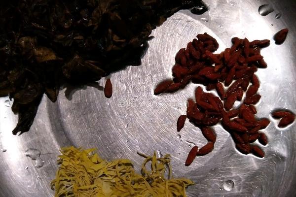 黄菊杞子鸡旦花凉茶的做法图解1