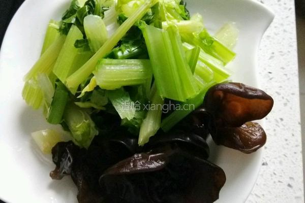 豆皮荷塘小炒的做法图解3