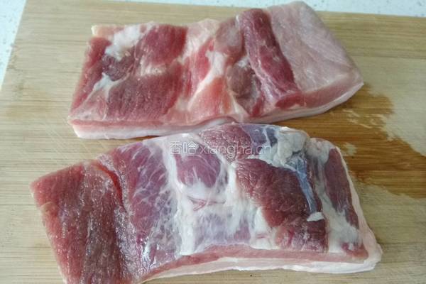 尖椒回锅肉的做法图解1