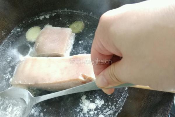 尖椒回锅肉的做法图解3