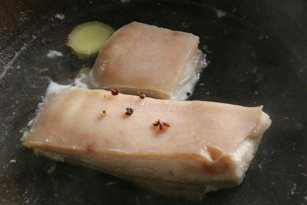 尖椒回锅肉的做法图解4