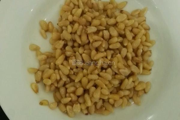 松仁玉米的做法图解2