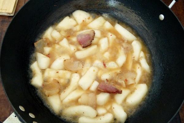 老黄瓜腊肉汤的做法图解2