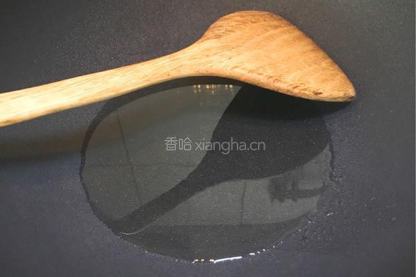 韩式五花肉炒辣白菜的做法图解3