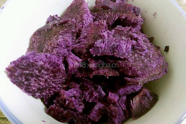 蜜豆桂花紫薯糕的做法图解3