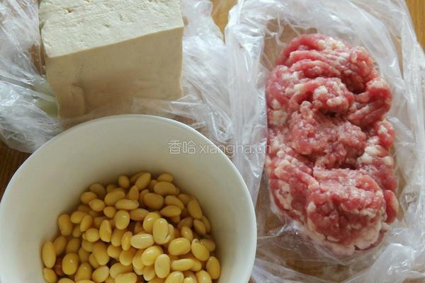 肉末香菇炖豆腐的做法图解2