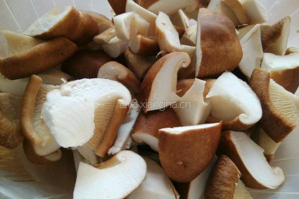 肉末香菇炖豆腐的做法图解3