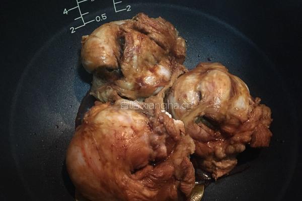 猪腱子肉的做法图解4