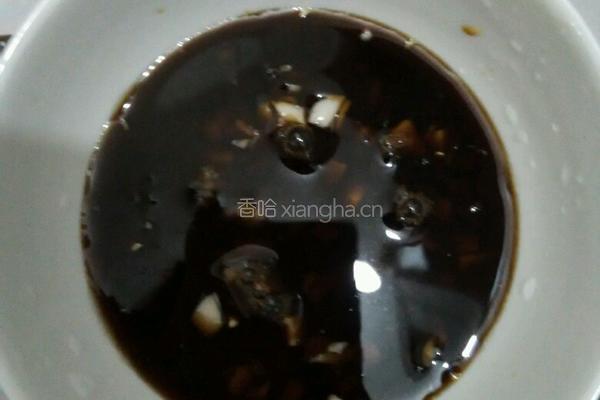 凉拌黄瓜木耳的做法图解3
