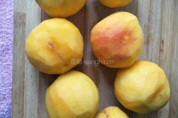 蜂蜜冰糖黄桃糖水的做法图解3