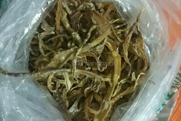 小炒野笋干的做法图解1