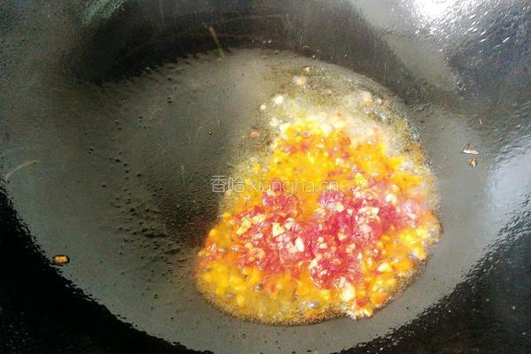 蒜蓉剁椒炒金针菇的做法图解2