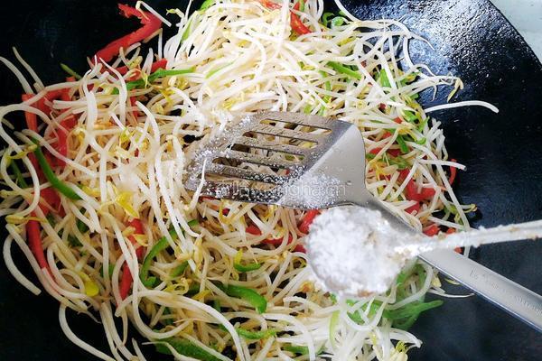 炒绿豆芽的做法图解8