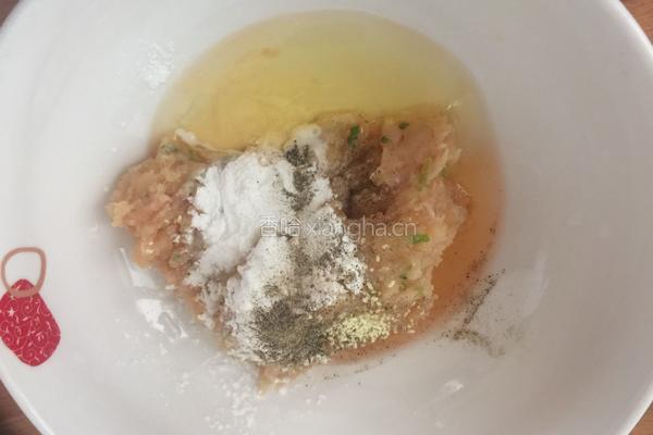 茄汁鸡肉丸的做法图解3