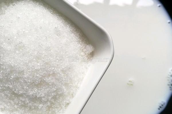 自制炼乳的做法图解3