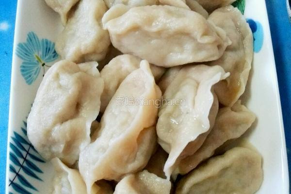 白菜虾仁饺子的做法图解13